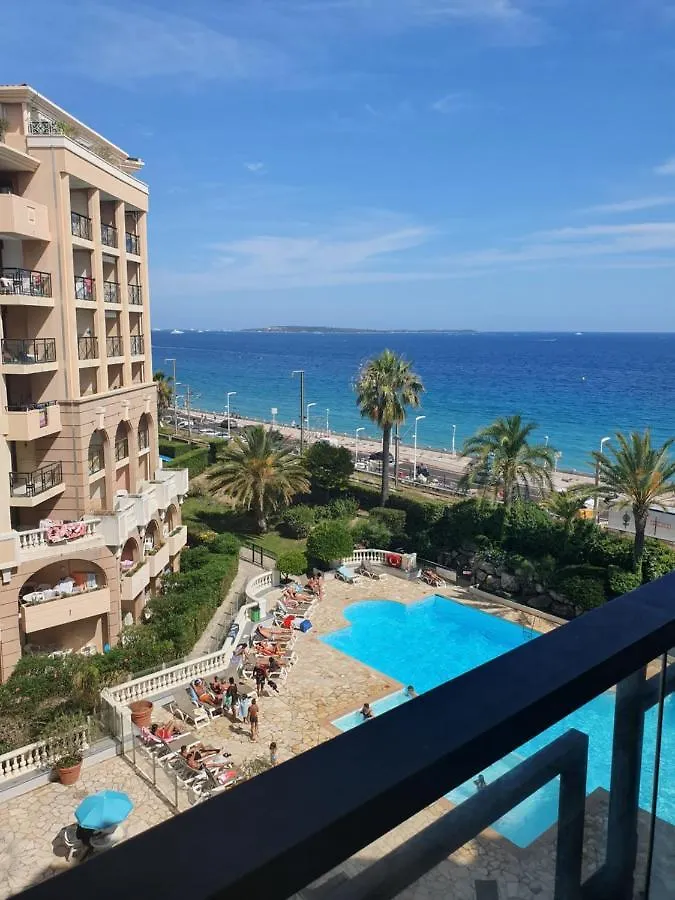 Appartement En Bord De Mer كان شقة